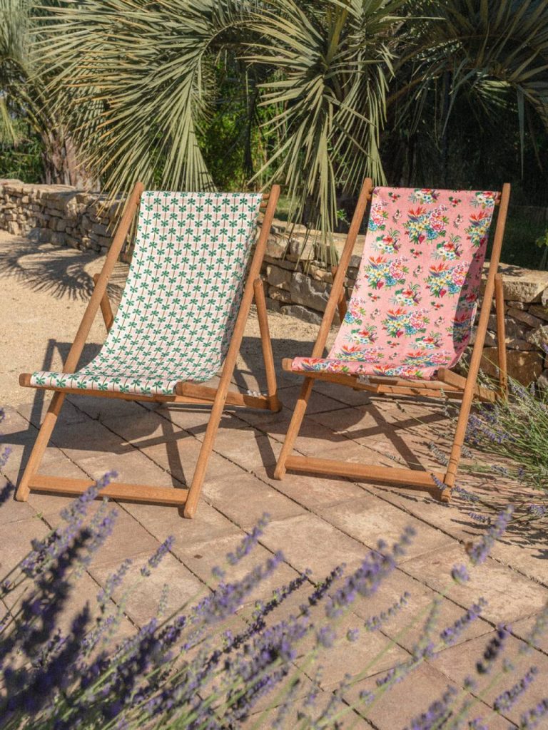 Chiliennes : une touche rustique et moderne pour votre jardin